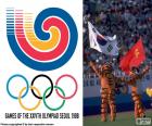 Λογότυπο και τις μασκότ των Ολυμπιακών Αγώνων της Σεούλ 1988, Χοντορι και Hosuni, όπου συμμετείχαν 8391 αθλητές από 159 χώρες